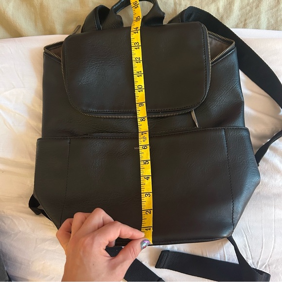 lululemon belt bag extra long strap Comparing Lululemon Everywhere Belt Bags: Original vs Long Strap